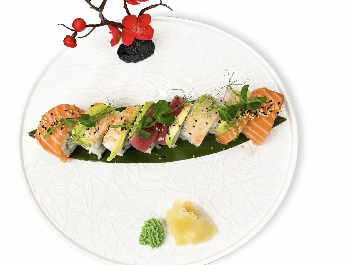 Rainbow Roll bei ZANO Fusion Asia